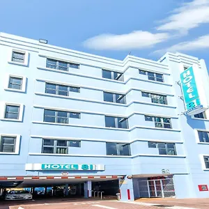 81 Geylang 2* Singapore